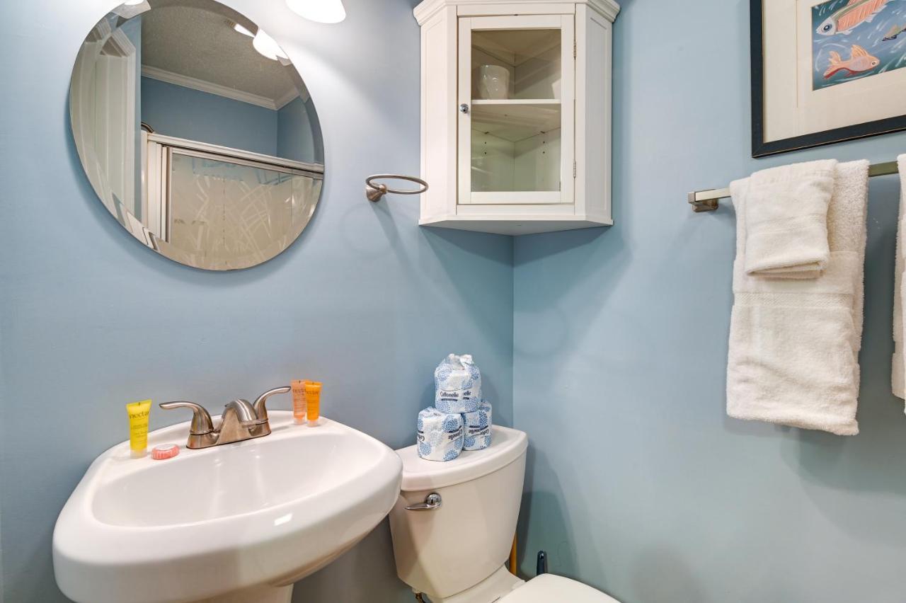 Coastal Murrells Inlet Condo With Balcony! شاطئ ميرتل المظهر الخارجي الصورة